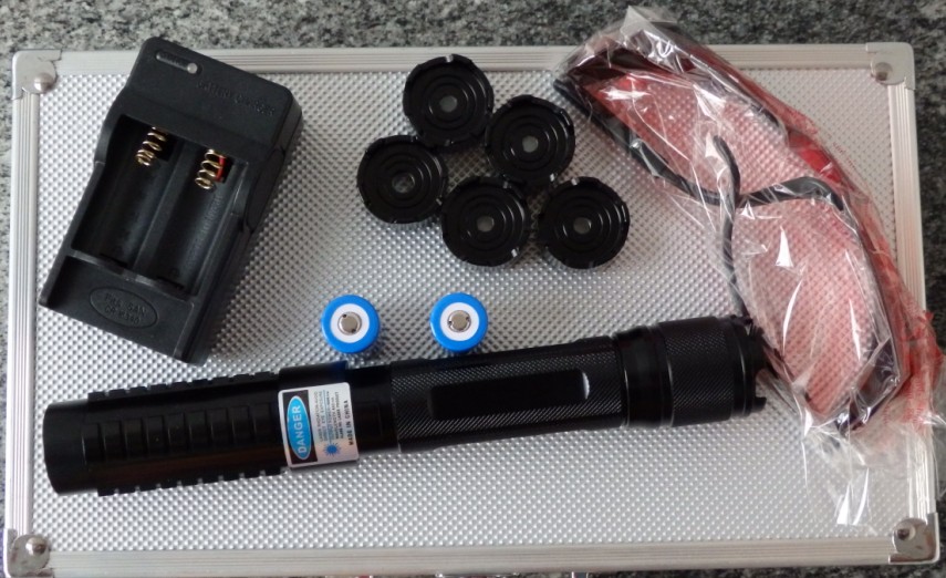 NEW Laser Light Pointers 450nm - Industrial Laser Gun recension och pris